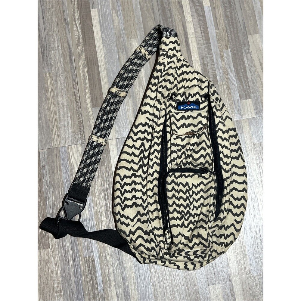 Kavu Original Natural Beats sling crossbody rope bag